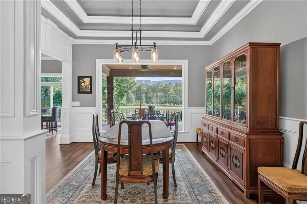 456 E Valley RD NE Rydal, GA 30171