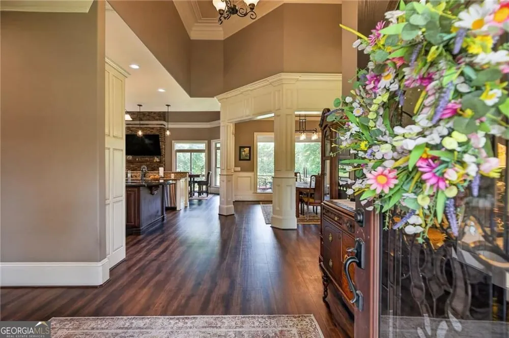 456 E Valley RD NE Rydal, GA 30171