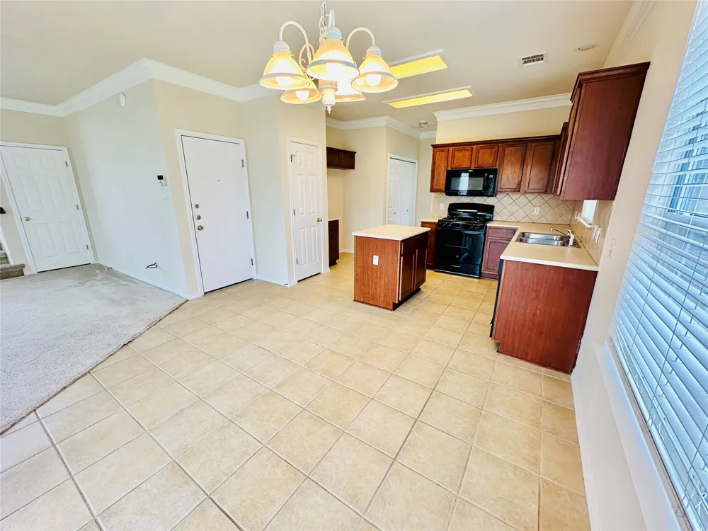 16216 Castletroy Drive Austin, TX 78717