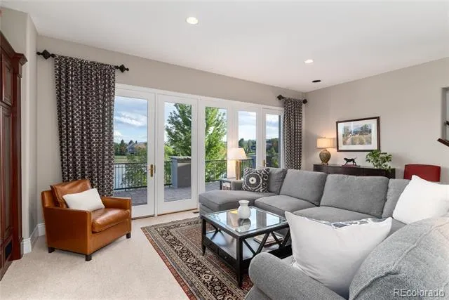 4450 W Caspian Circle Littleton, CO 80128