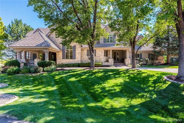 4450 W Caspian Circle Littleton, CO 80128