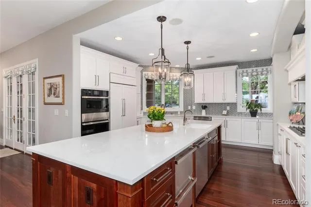 4450 W Caspian Circle Littleton, CO 80128