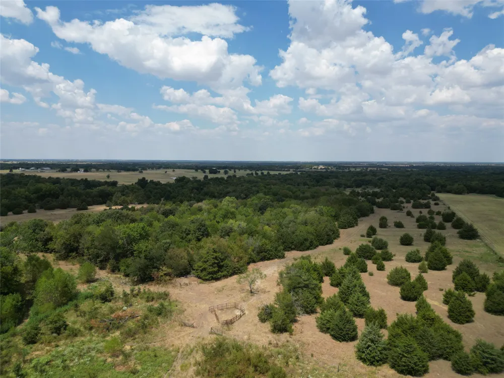 50 County Road 1026 Celeste, TX 75423