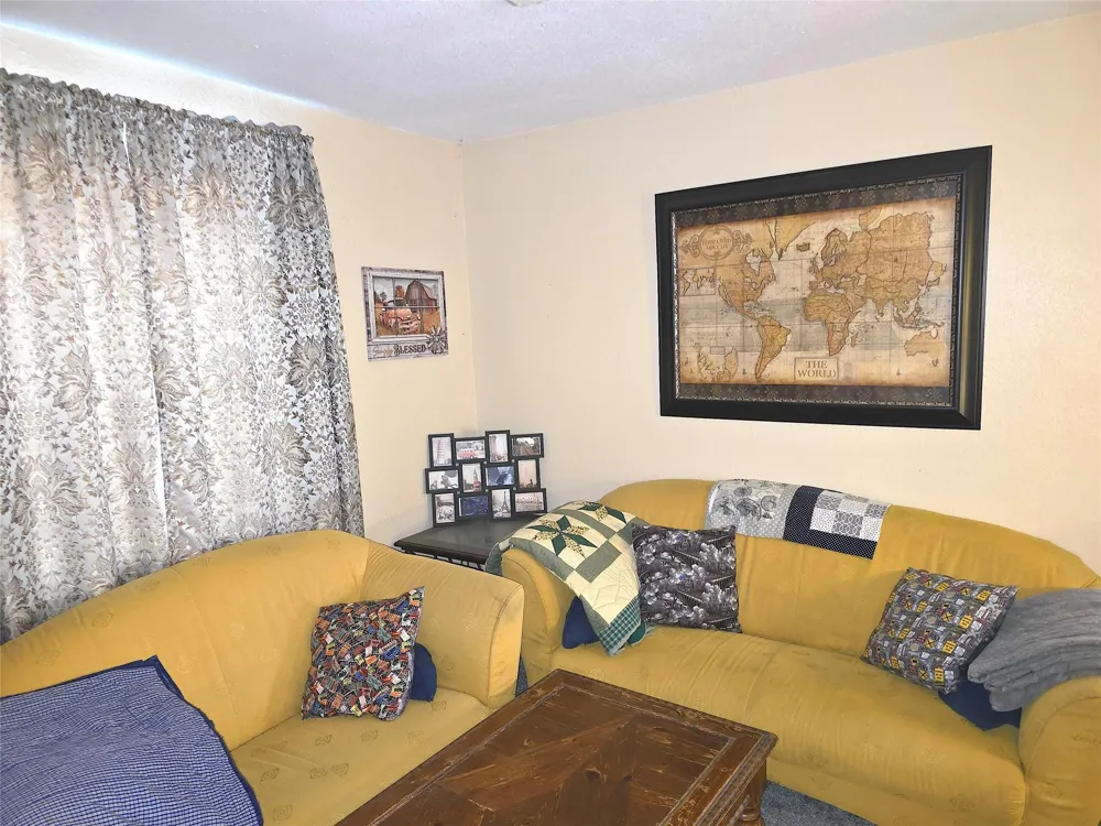 11939 11th Street Santa Fe, TX 77510