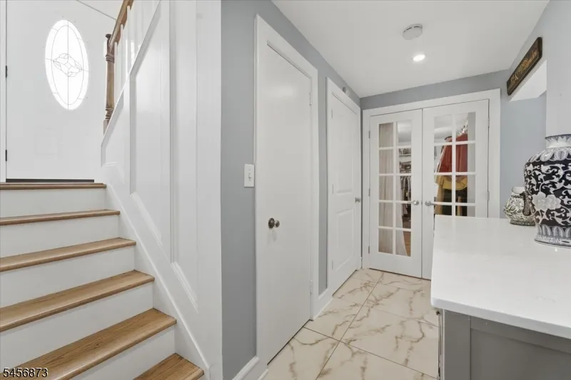 105 Osceola Ave Middlesex, NJ 08846