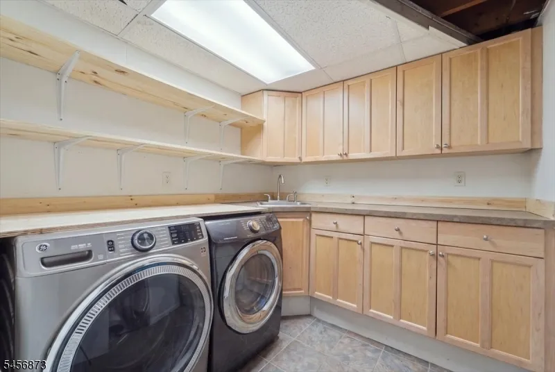 105 Osceola Ave Middlesex, NJ 08846