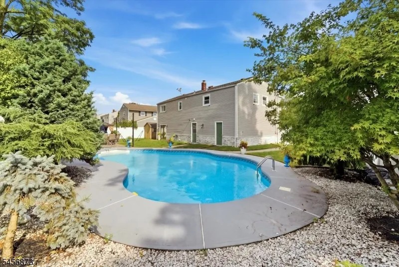 105 Osceola Ave Middlesex, NJ 08846