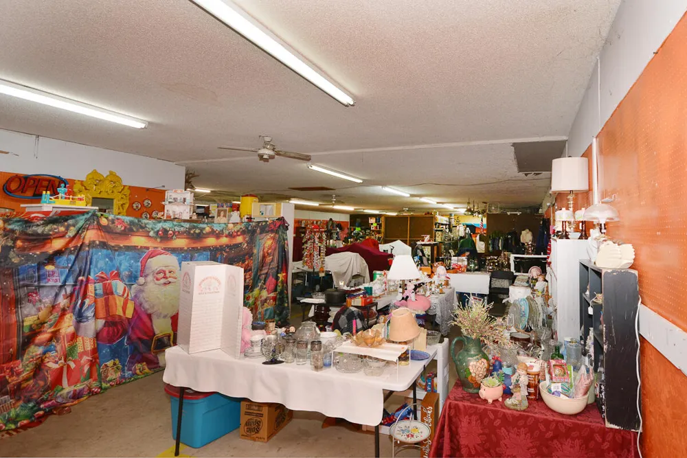 37908 W Red Arrow Highway Paw Paw, MI 49079