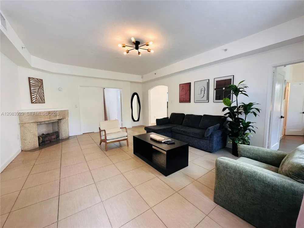 1032 Michigan Ave #A Miami Beach, FL 33139