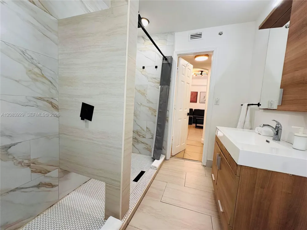 1032 Michigan Ave #A Miami Beach, FL 33139