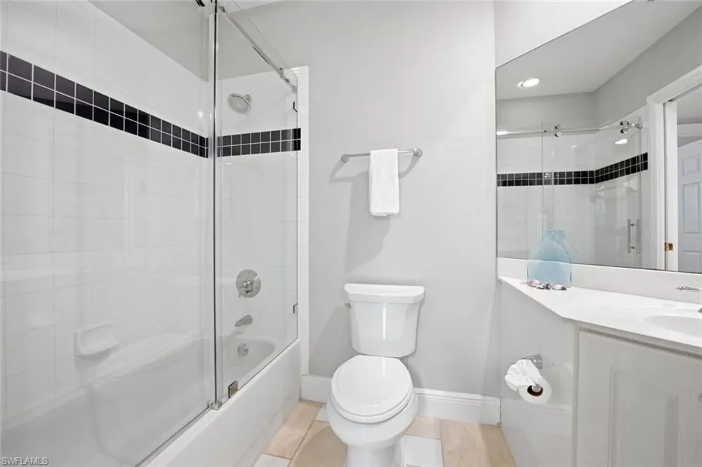 9038 Cascada Way #101 Naples, FL 34114