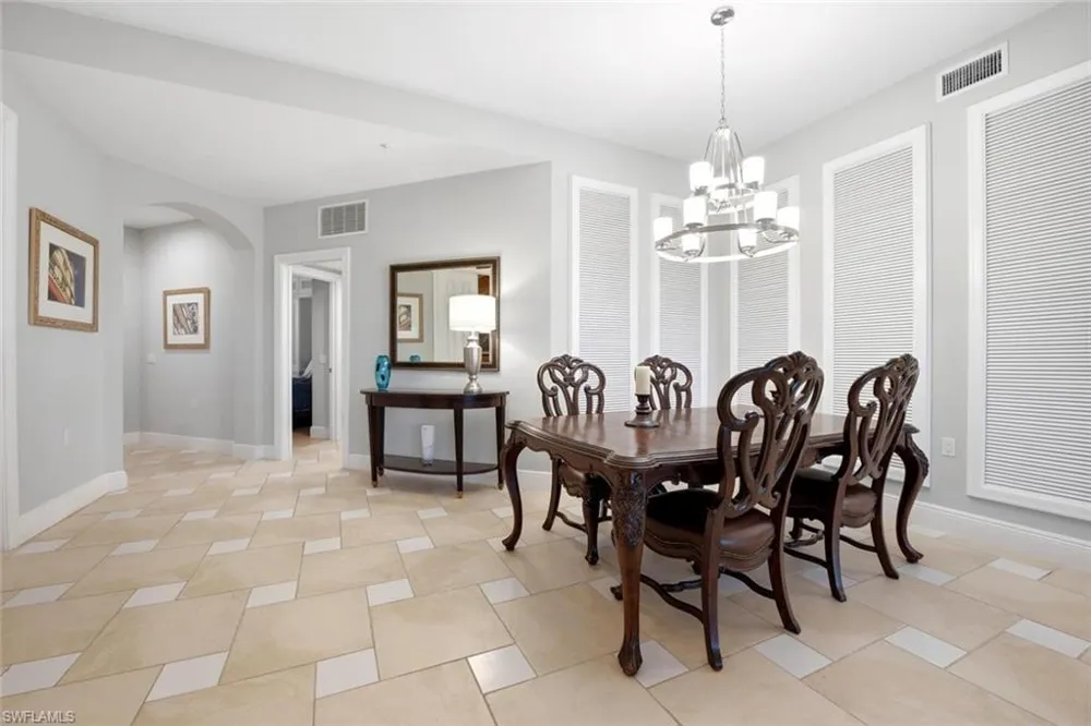 9038 Cascada Way #101 Naples, FL 34114
