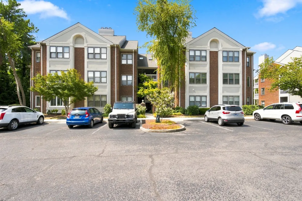 207 Ashlawn Ct Nashville, TN 37215