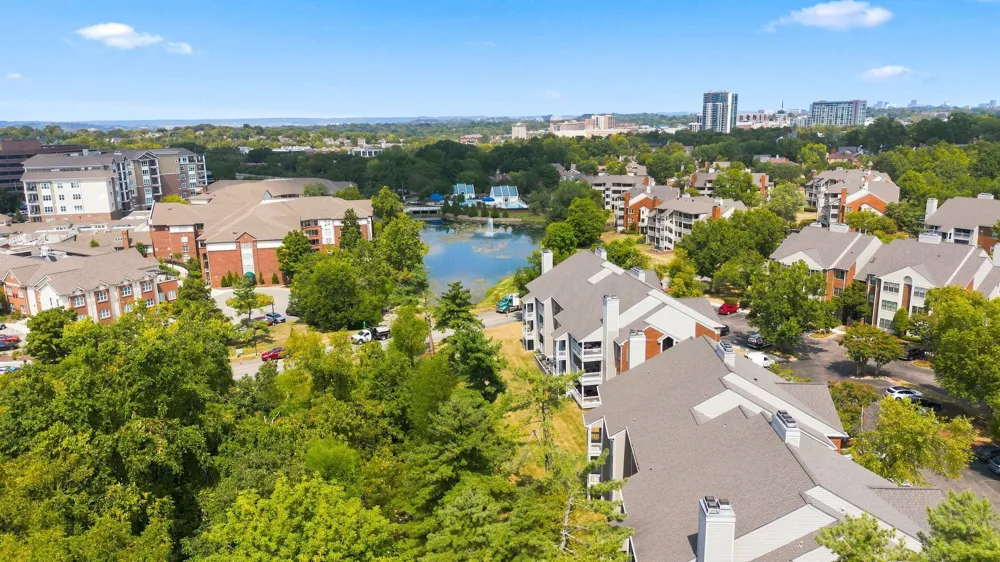 207 Ashlawn Ct Nashville, TN 37215