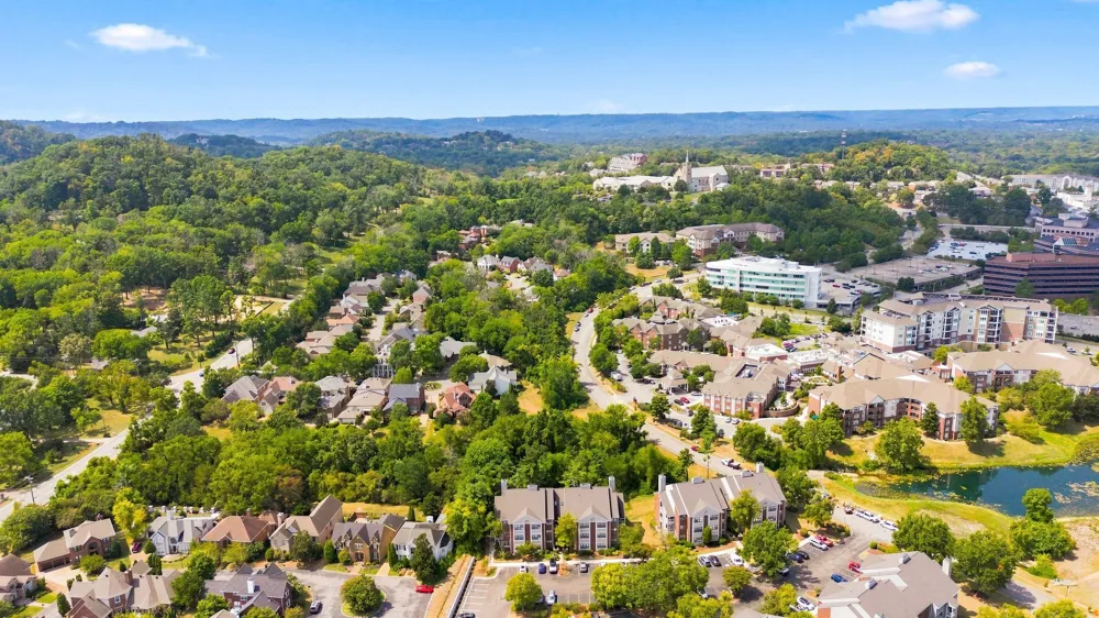 207 Ashlawn Ct Nashville, TN 37215