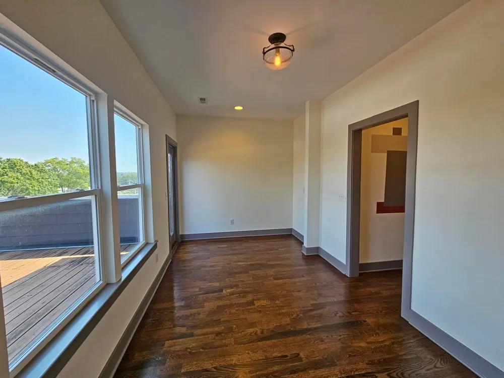 28 N Hill St Nashville, TN 37210