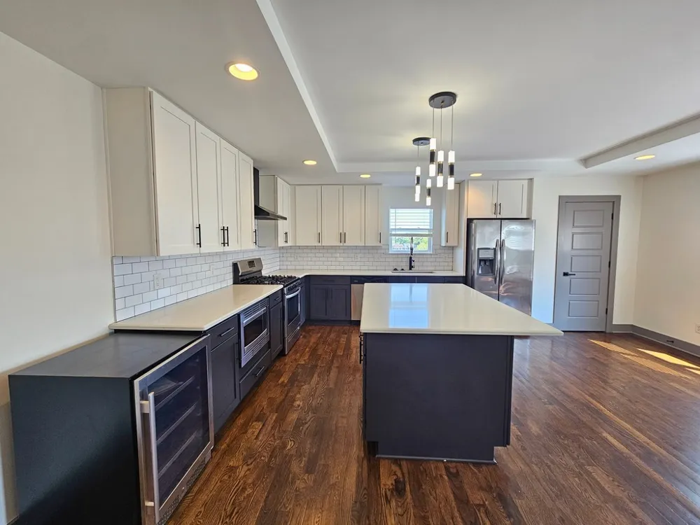 28 N Hill St Nashville, TN 37210