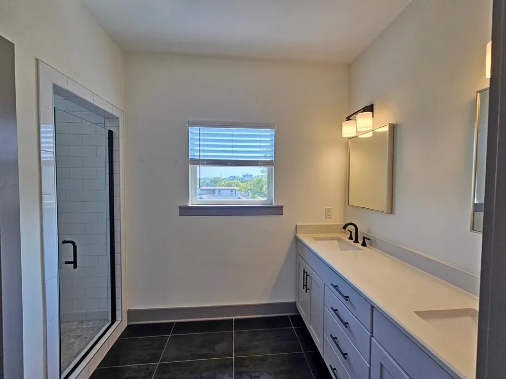 28 N Hill St Nashville, TN 37210