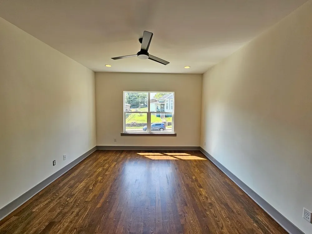 28 N Hill St Nashville, TN 37210