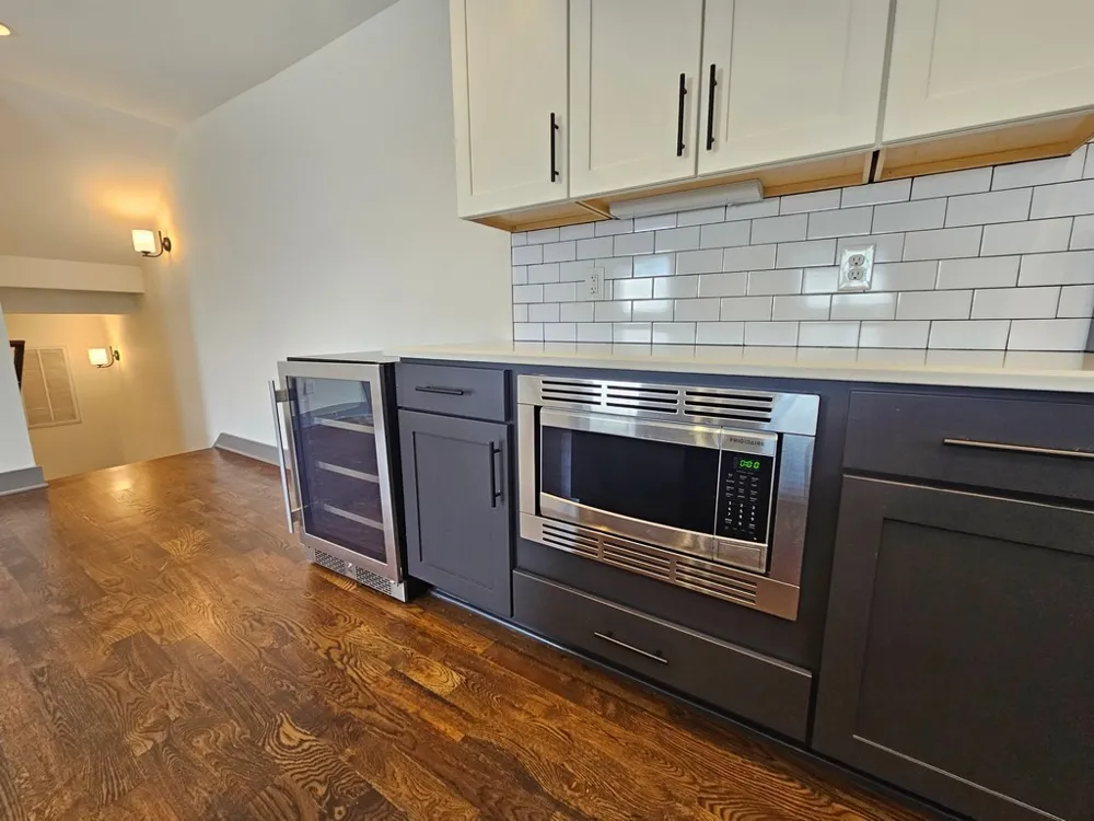 28 N Hill St Nashville, TN 37210