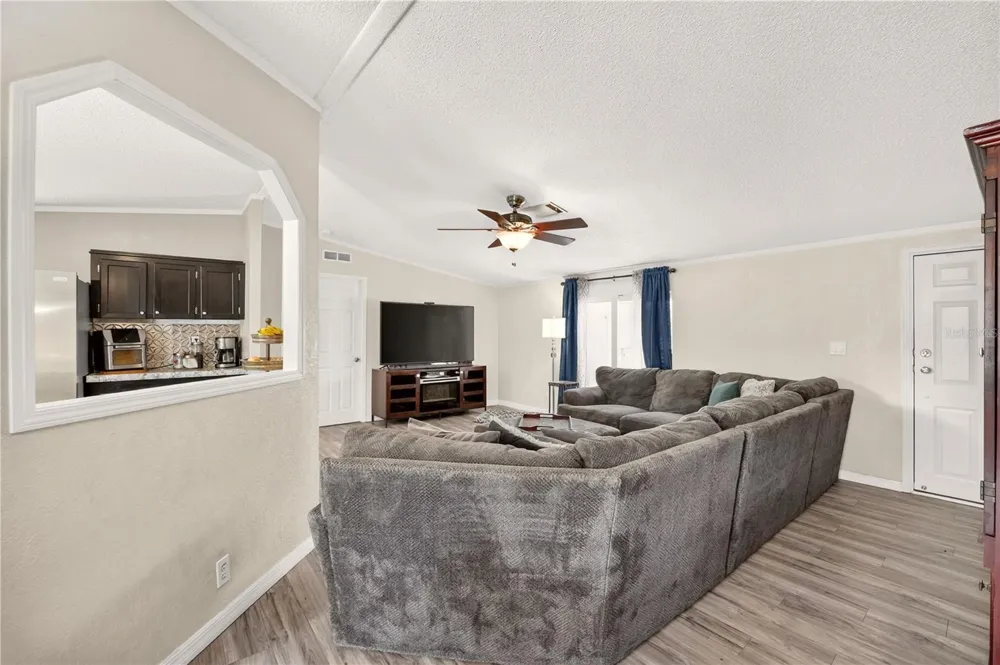 3560 NE 71ST AVENUE High Springs, FL 32643