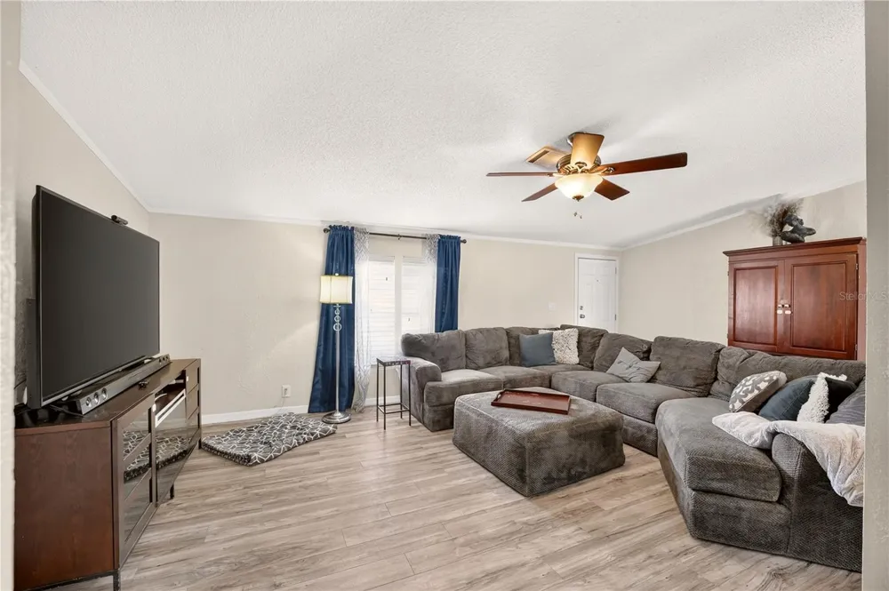 3560 NE 71ST AVENUE High Springs, FL 32643