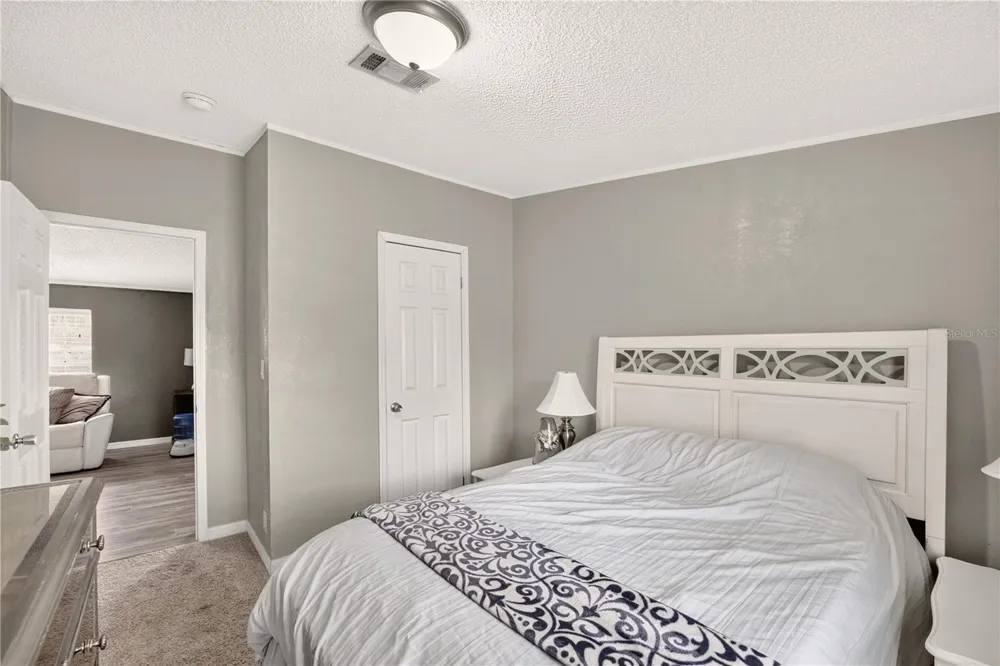 3560 NE 71ST AVENUE High Springs, FL 32643