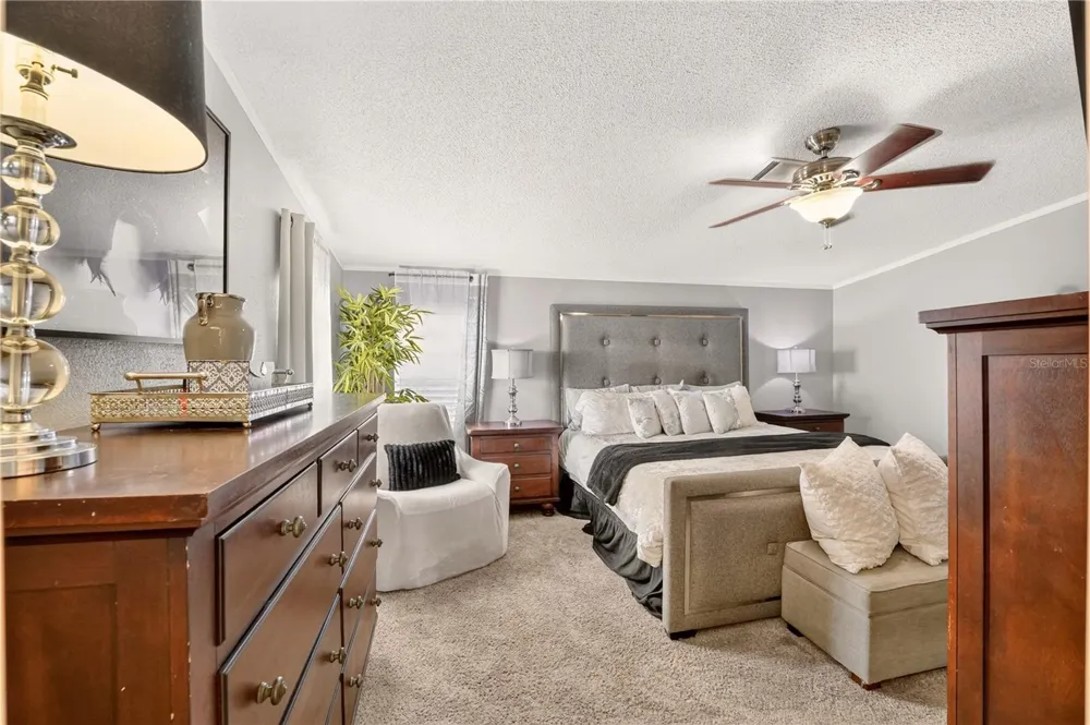 3560 NE 71ST AVENUE High Springs, FL 32643