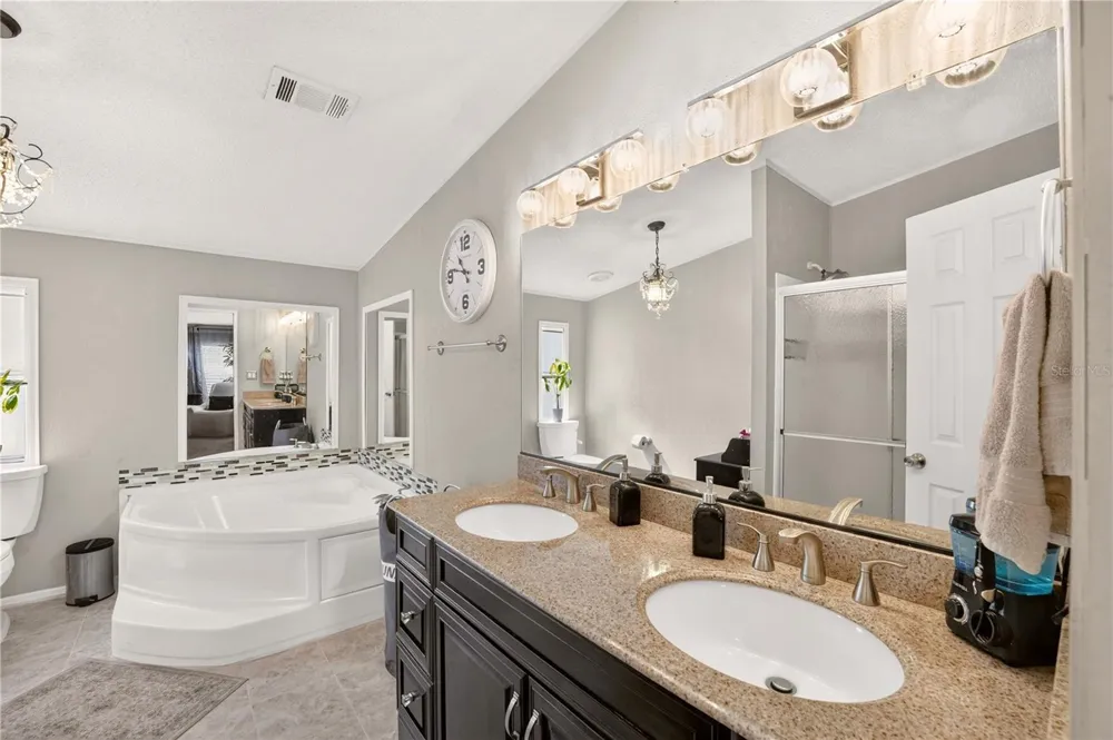 3560 NE 71ST AVENUE High Springs, FL 32643