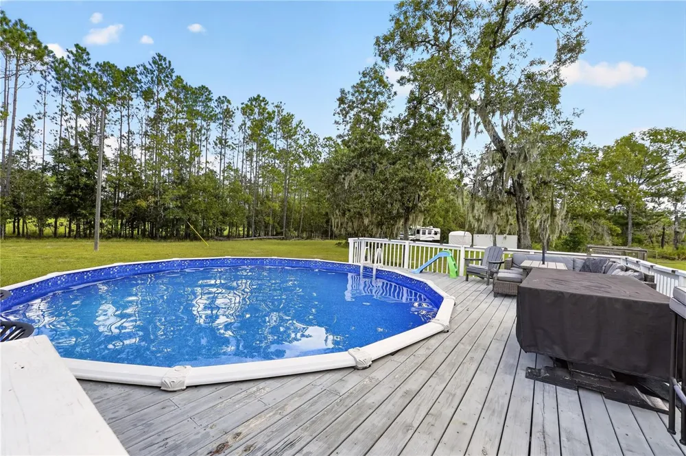 3560 NE 71ST AVENUE High Springs, FL 32643