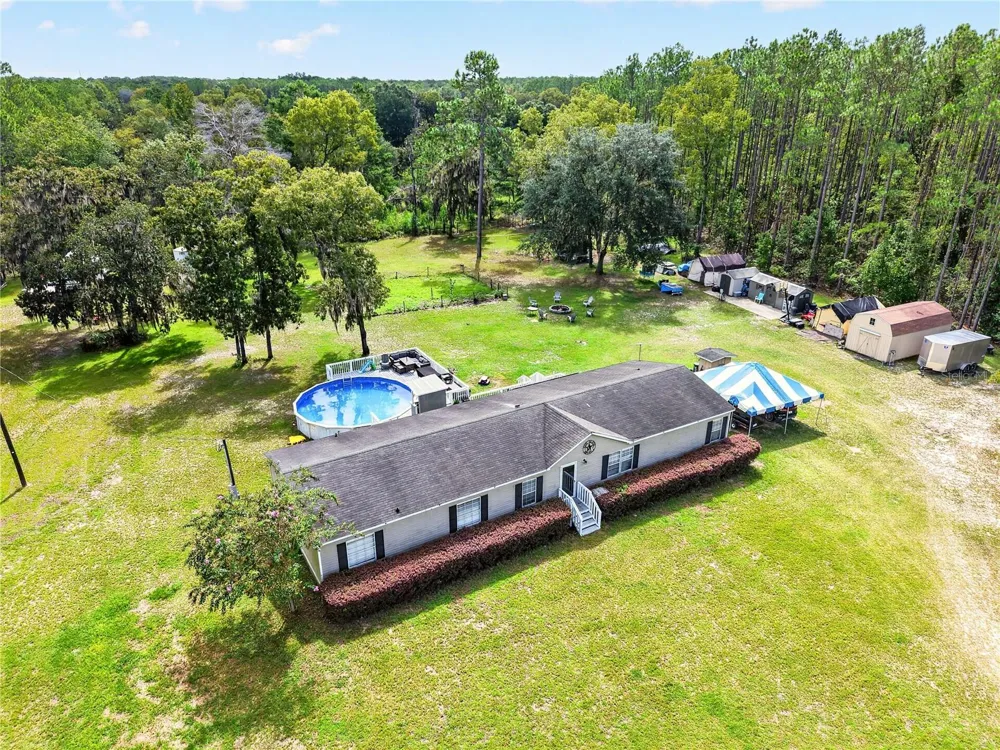 3560 NE 71ST AVENUE High Springs, FL 32643