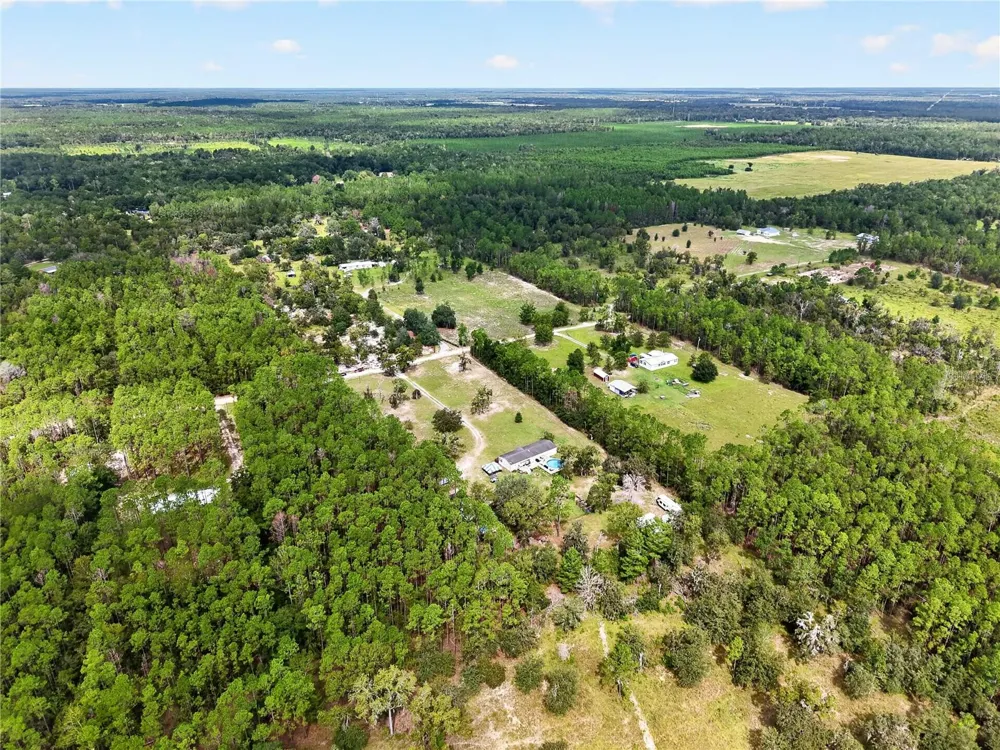 3560 NE 71ST AVENUE High Springs, FL 32643
