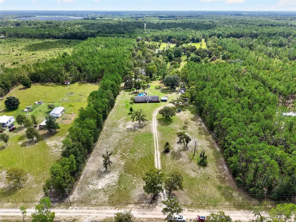 3560 NE 71ST AVENUE High Springs, FL 32643
