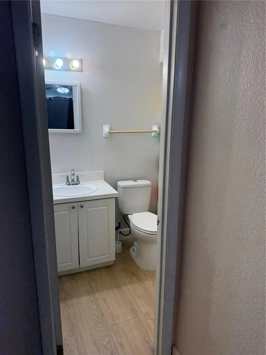 9900 SWEEPSTAKES LANE #4 Orlando, FL 32837