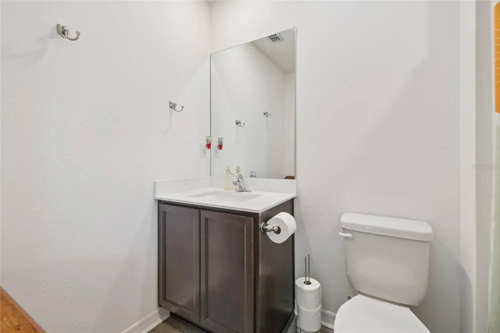 5228 NEW FRIENDSHIP PL Tampa, FL 33619