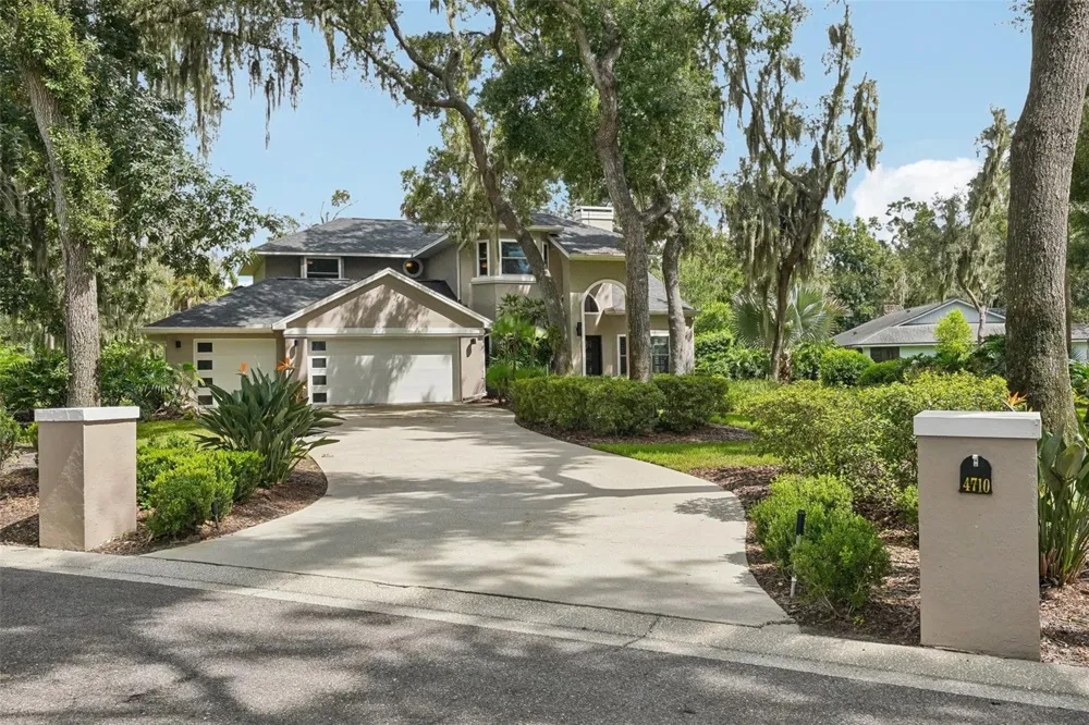 4710 RIDGECLIFF DRIVE Brandon, FL 33511