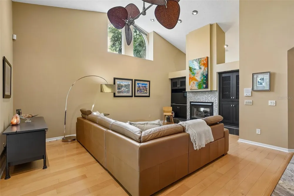 4710 RIDGECLIFF DRIVE Brandon, FL 33511