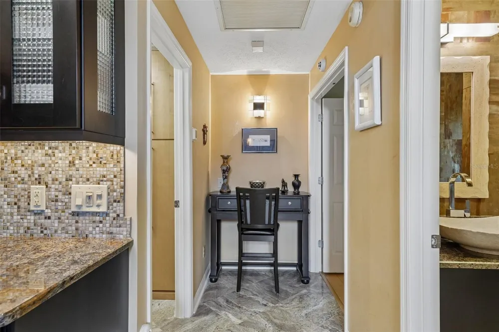 4710 RIDGECLIFF DRIVE Brandon, FL 33511