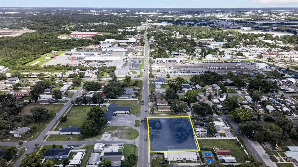5311 E COLUMBUS DRIVE Tampa, FL 33619