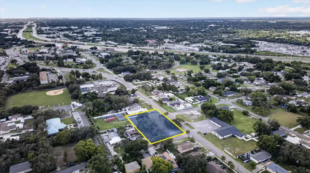 5311 E COLUMBUS DRIVE Tampa, FL 33619