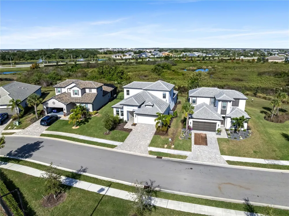 16743 SERAPHIC TRAIL Bradenton, FL 34211