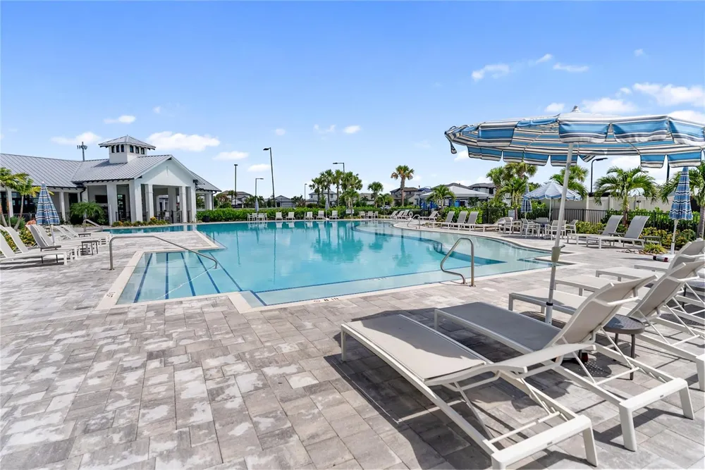 16743 SERAPHIC TRAIL Bradenton, FL 34211