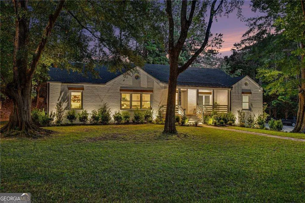 1929 Lenox RD NE Atlanta, GA 30306