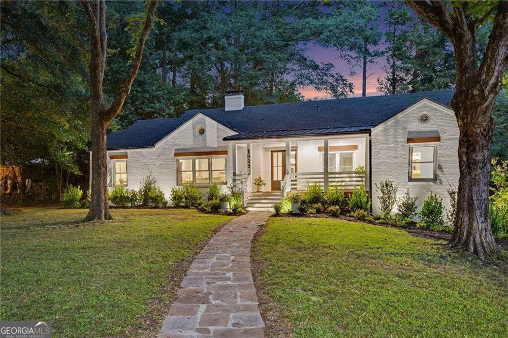 1929 Lenox RD NE Atlanta, GA 30306
