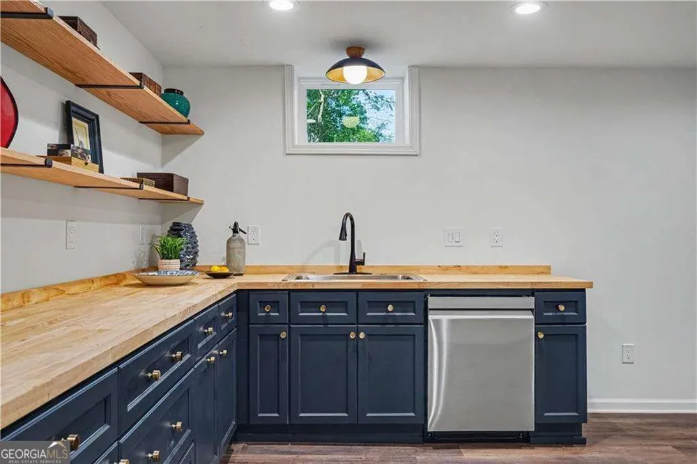 1929 Lenox RD NE Atlanta, GA 30306