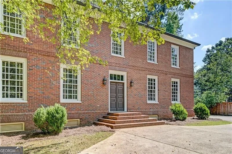 1740 Highgrove Club DR Milton, GA 30004