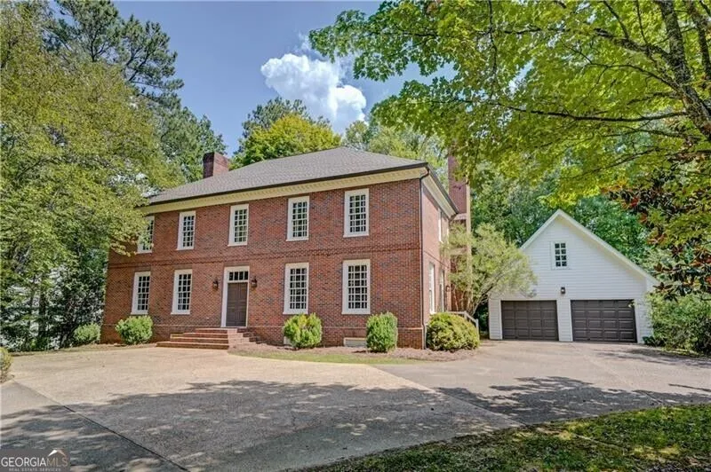 1740 Highgrove Club DR Milton, GA 30004