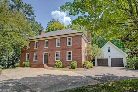 1740 Highgrove Club DR