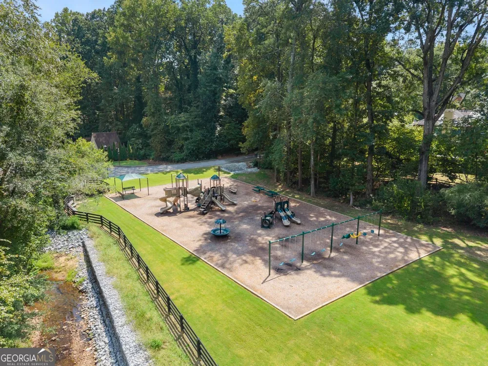 3040 Roxburgh DR Roswell, GA 30076