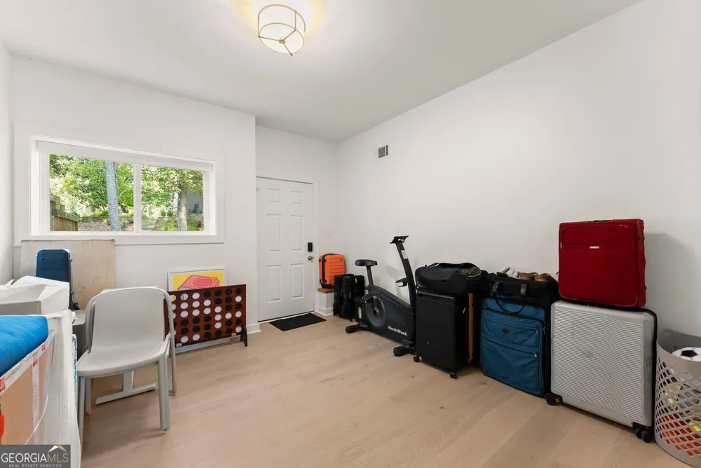3040 Roxburgh DR Roswell, GA 30076